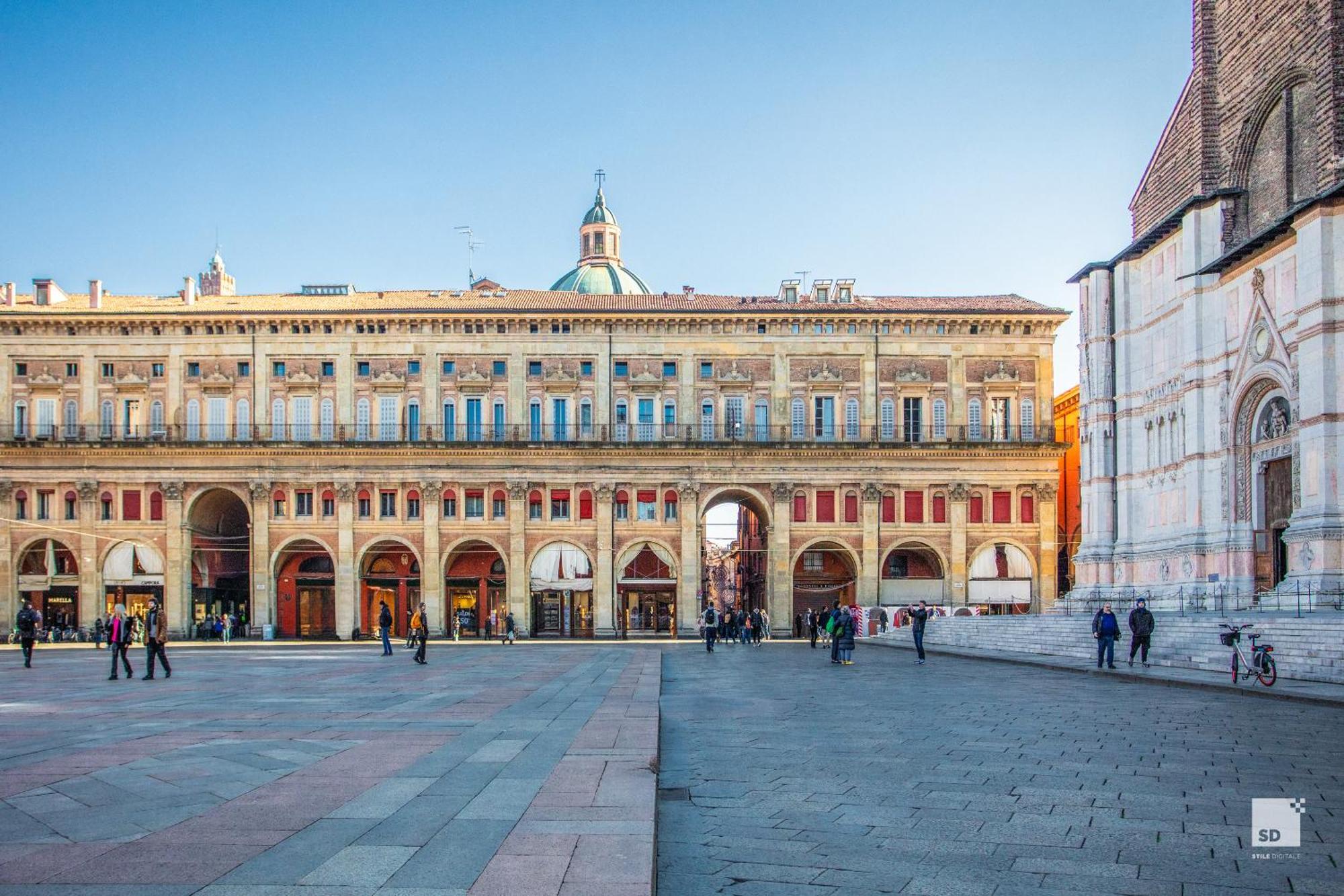 Urbanicooh Guidozagni - Piazza Maggiore View Bologna Esterno foto