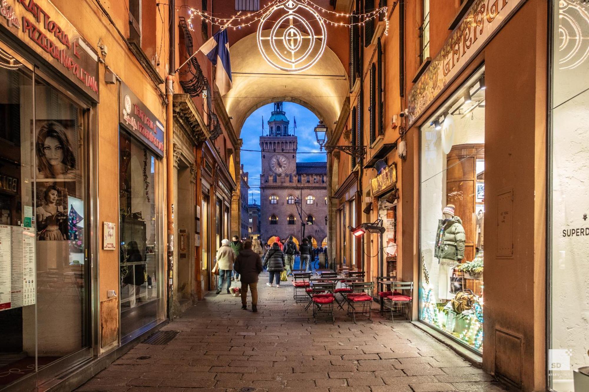 Urbanicooh Guidozagni - Piazza Maggiore View Bologna Esterno foto